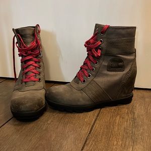 Sorel wedge boots
